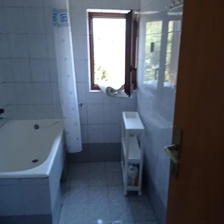 Apartamento Pero Kožino