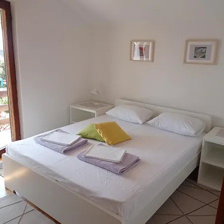 Apartamento Pero Kožino